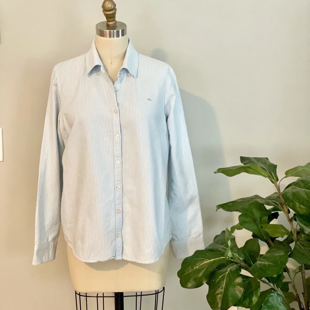 SALE‼️ Vineyard Vines Blue & white stripe button⬇️